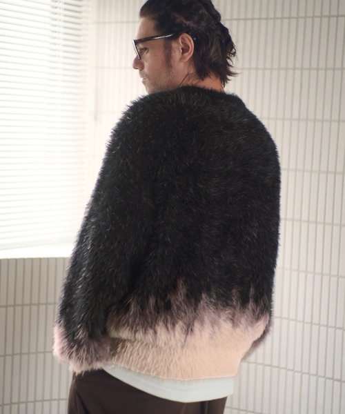 ADAM PATEK(アダムパテック)の「mn3170-distorted chevron pattern crewneck ジャカードニット(AP2521026)(ニット/セーター・メンズ・ブラック系その他/ブラック×ブルー・1/2)」の11枚目の写真