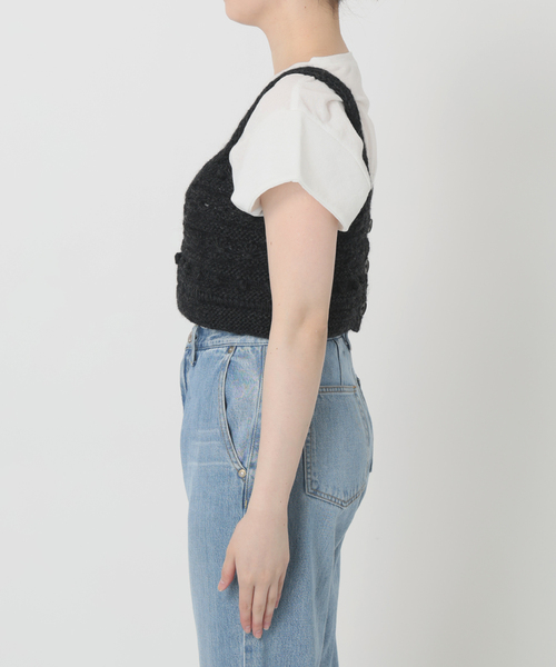 IENA LA BOUCLE（イエナラブークル）の「IENA LA BOUCLE デフォルメハンドニットビスチェ（ニット/セーター・レディース・ブラック・FREE）」の8枚目の写真