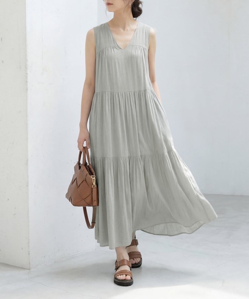 STYLE DELI(スタイルデリ)の「【LUXE】楊柳ティアードサマードレスB(ワンピース・レディース・グレー/ブラック/シアン/アクア・01/02)」の2枚目の写真