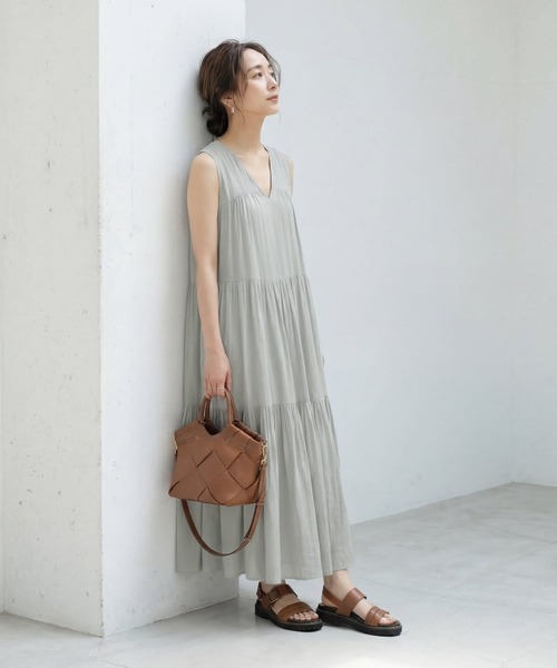 STYLE DELI(スタイルデリ)の「【LUXE】楊柳ティアードサマードレスB(ワンピース・レディース・グレー/ブラック/シアン/アクア・01/02)」の14枚目の写真