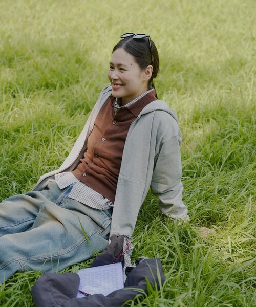 WHIMSIC（ウィムジック）の「【WHIMSIC/2サイズ展開】カットソージップパーカー（パーカー・メンズ・グレー/ブラウン・2/1）」の7枚目の写真