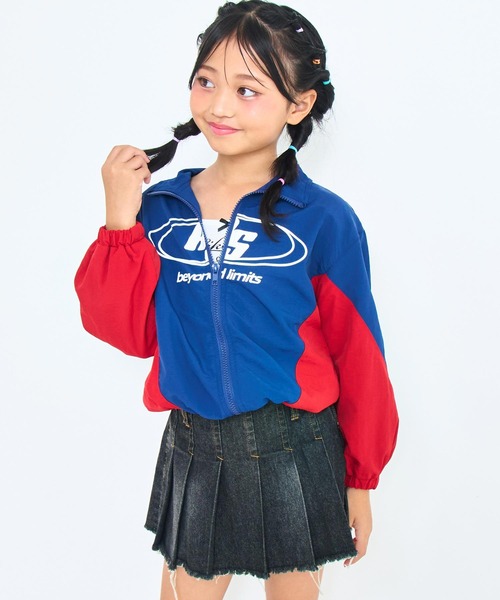 ANAP kids(アナップキッズ)の「配色ブルゾン(ユニセックスアイテム)【ジュニアお揃い】(ブルゾン・キッズ・ネイビー/ブラック・110cm/120cm/130cm)」の12枚目の写真