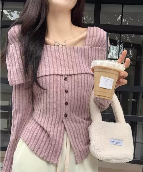 ampm（エーエムピーエム）の「オフショル風リブニットトップス（ニット/セーター・レディース・パープル/ベージュ・S/L/M）」の6枚目の写真