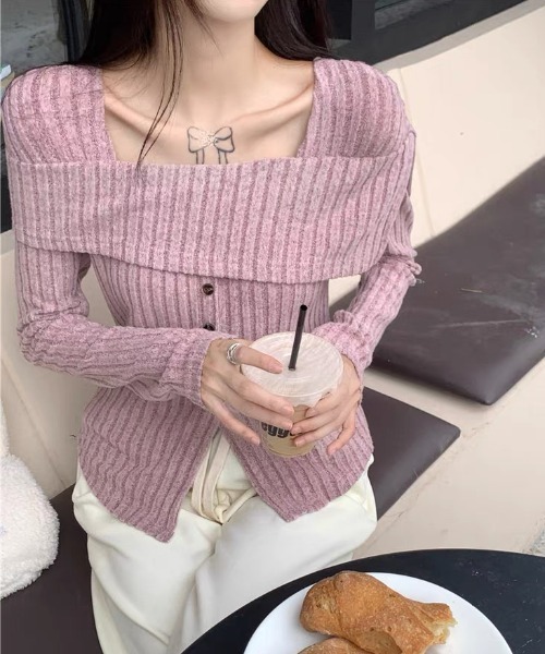 ampm（エーエムピーエム）の「オフショル風リブニットトップス（ニット/セーター・レディース・パープル/ベージュ・S/L/M）」の3枚目の写真