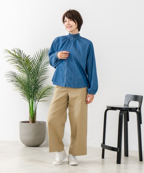 fort point(フォーポイント)の「【C-FORTPOINT/フォートポイント】デニム シャーリング ブラウス(シャツ/ブラウス・レディース・ブルー/ネイビー・FREE)」の10枚目の写真