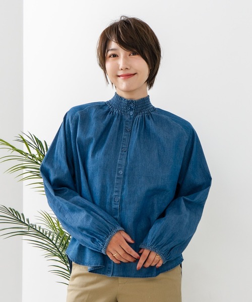 fort point(フォーポイント)の「【C-FORTPOINT/フォートポイント】デニム シャーリング ブラウス(シャツ/ブラウス・レディース・ブルー/ネイビー・FREE)」の14枚目の写真