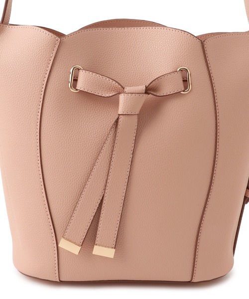 VIS(ビス)の「フラワーカットショルダーバッグ/2WAY(ショルダーバッグ・レディース・ブラック/オフホワイト/ピンク系その他2/サックスブルー・FREE)」の21枚目の写真