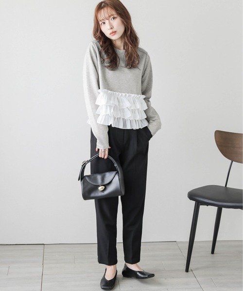 AMELY（エミリー）の「ティアードフリルヘムトップス（Tシャツ/カットソー・レディース・ブラック/グレー/ホワイト・フリー）」の14枚目の写真