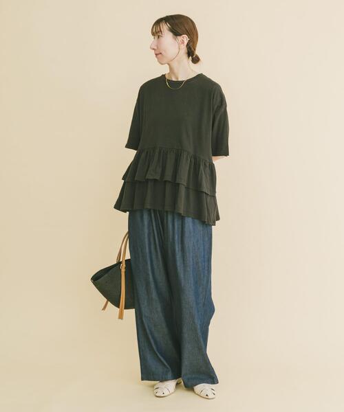 ITEMS URBANRESEARCH（アイテムズ アーバンリサーチ）の「ピグメントティアードTシャツ（Tシャツ/カットソー・レディース・ブラック/ベージュ/ホワイト/ブラウン・FREE）」の8枚目の写真