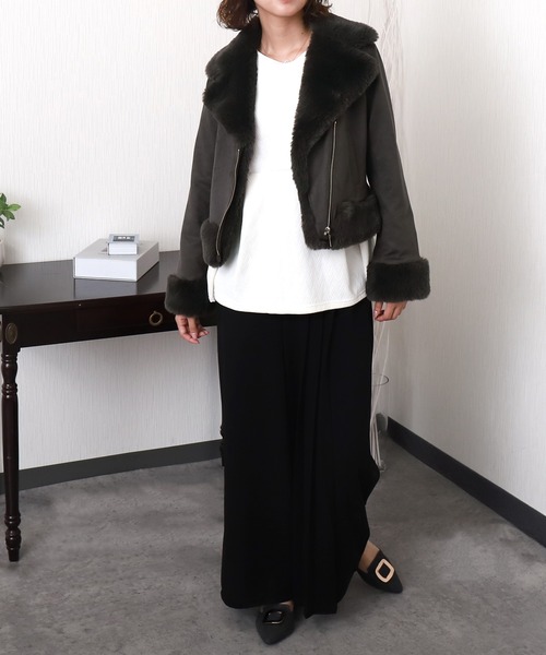 libelle more（リベル モア）の「スウェードポンチエコファー付きライダースジャケット（ライダースジャケット・レディース・アイボリー/チャコールグレー/グレー/ベージュ/ピンク・M）」の7枚目の写真