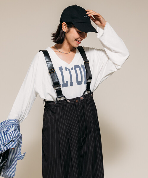 FREAK'S STORE(フリークスストア)の「ヴィンテージ Vネック ロゴ ロンT 限定展開(Tシャツ/カットソー・レディース・チャコール/オフホワイト/ワイン・フリ-)」の2枚目の写真