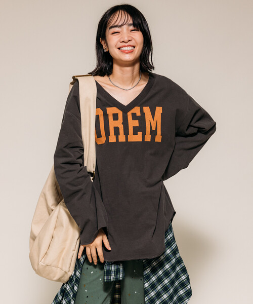 セール】ヴィンテージ Vネック ロゴ ロンT 限定展開（Tシャツ