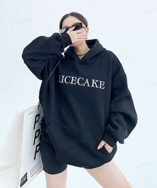 Dalfwin(ダールフィン)の「韓国ファッション RICECAKEバックフラワー刺繍フーディー(パーカー・レディース・グレー/ブラック・FREE)」の18枚目の写真