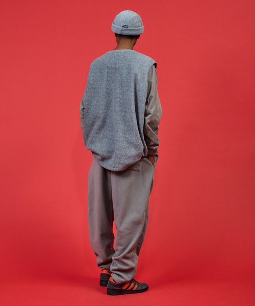 BURLAP OUTFITTER（バーラップアウトフィッター）の「SLEEVELESS VEST / スリーブレス ベスト（ベスト・メンズ・ブラック/ヘザーグレー・SMALL/MEDIUM/LARGE）」の9枚目の写真