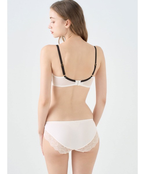 感激のブラ・脇すっきり]マジカルナイトブラ&ショーツセット（ブラ