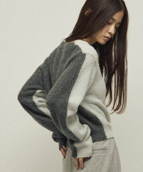 Firsthand（ファーストハンド）の「Firsthand/ファーストハンド アルパカ混 バイカラー ニットプルオーバー（ニット/セーター・レディース・オフホワイト/グレー/ピンク・FREE）」の3枚目の写真