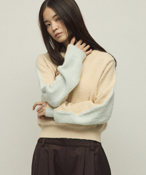 Firsthand（ファーストハンド）の「Firsthand/ファーストハンド アルパカ混 バイカラー ニットプルオーバー（ニット/セーター・レディース・オフホワイト/グレー/ピンク・FREE）」の2枚目の写真