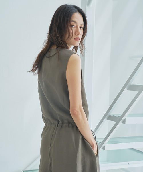 audrey and john wad(オードリーアンドジョンワッド)の「ノーカラーミドルリネンサロペット(その他パンツ・レディース・ナチュラル/ブラック・S/M)」の12枚目の写真