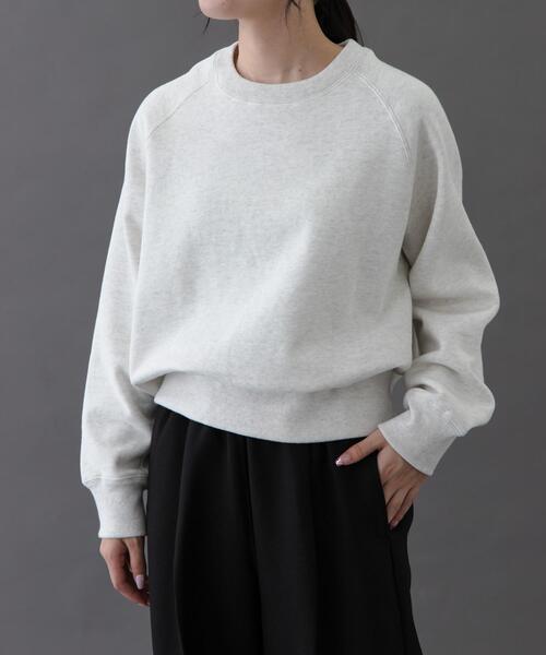 FORK&SPOON（フォークアンドスプーン）の「FORK&SPOON　リサイクルコットン裏毛クルーネックスウェット（スウェット・レディース・オートミール/グリーン系その他/パープル系その他/グレー系その他・1）」の3枚目の写真