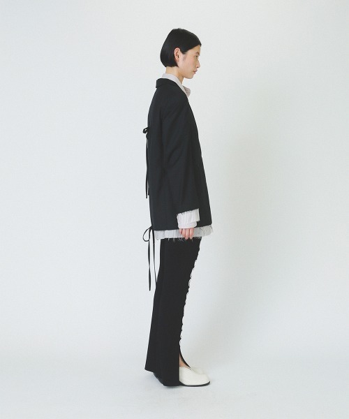 soduk(スドーク)の「【soduk】invisible zip jacket(テーラードジャケット・レディース・ブラック/ベージュ・ONE SIZE)」の7枚目の写真
