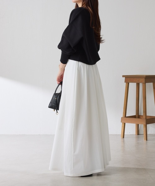 COLLAGE GALLARDAGALANTE（コラージュガリャルダガランテ）の「ボリュームフレアスカート/WEB限定カラー展開（スカート・レディース・グリーン/オフホワイト/ブラック・FREE）」の11枚目の写真