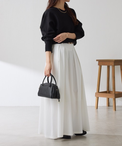 COLLAGE GALLARDAGALANTE（コラージュガリャルダガランテ）の「ボリュームフレアスカート/WEB限定カラー展開（スカート・レディース・グリーン/オフホワイト/ブラック・FREE）」の13枚目の写真