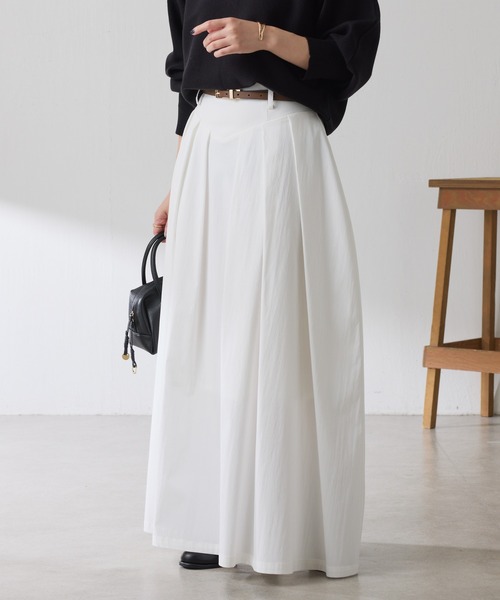 COLLAGE GALLARDAGALANTE（コラージュガリャルダガランテ）の「ボリュームフレアスカート/WEB限定カラー展開（スカート・レディース・グリーン/オフホワイト/ブラック・FREE）」の7枚目の写真