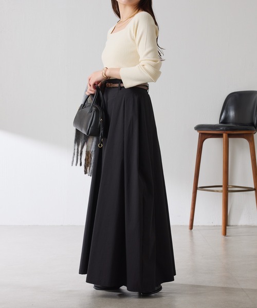 COLLAGE GALLARDAGALANTE（コラージュガリャルダガランテ）の「ボリュームフレアスカート/WEB限定カラー展開（スカート・レディース・グリーン/オフホワイト/ブラック・FREE）」の18枚目の写真