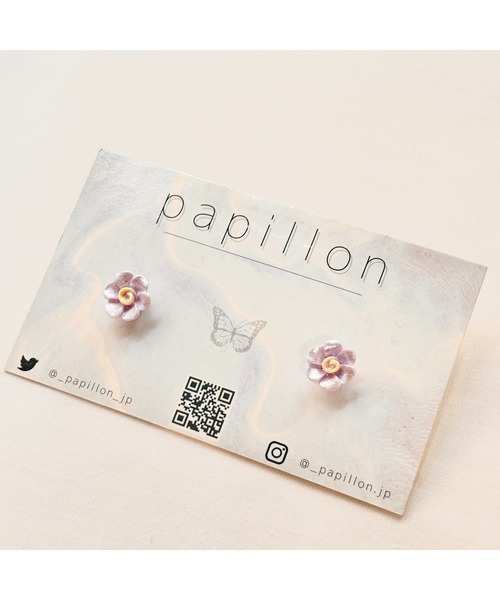 tone（トーン）の「【papillon】お花ピアス(MA)（ピアス（両耳用）・レディース・パープル・FREE）」の3枚目の写真