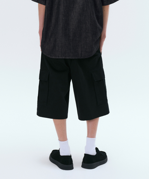MUSINSA STANDARD（ムシンサスタンダード）の「ワンタックカーゴバミューダパンツ[ブラック]（その他パンツ・メンズ・その他・26/27/28/29/38/36/34/32/30/31/33）」の3枚目の写真