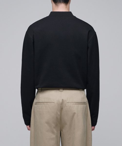 MUSINSA STANDARD（ムシンサスタンダード）の「ポンテモックネック長袖Tシャツ[ブラック]（Tシャツ/カットソー・メンズ・その他・SMALL/MEDIUM/LARGE/X-LARGE/XX-LARGE/XXX-LARGE）」の4枚目の写真
