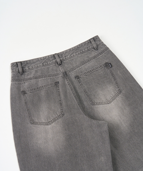 TOFFEE(トフィー)の「ウォッシュドバルーンデニムパンツ (グレー)(デニムパンツ・メンズ・その他・SMALL/MEDIUM/LARGE/X-LARGE)」の4枚目の写真