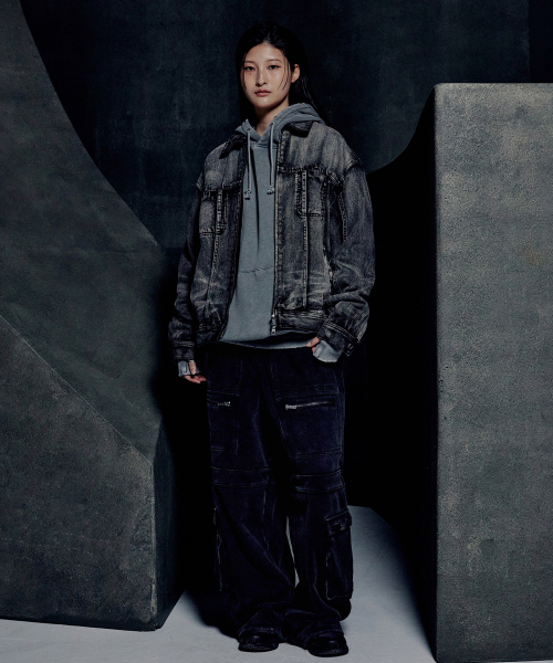NOMANUAL(NOMANUAL)の「MULTI CARGO SWEATPANTS - WASHED BLACK(スウェットパンツ・レディース・その他・X-LARGE/SMALL/MEDIUM/LARGE)」の3枚目の写真