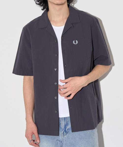 FRED PERRY(フレッドペリー)の「【FRED PERRY】SEERSUCKER REVERE COLLAR SHIRT M2471(シャツ/ブラウス・メンズ・オフホワイト/チャコールグレー/ネイビー・M/S/XL/L)」の13枚目の写真