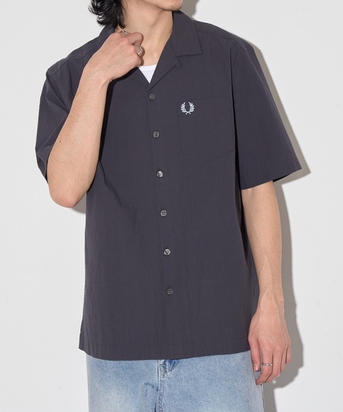 FRED PERRY(フレッドペリー)の「【FRED PERRY】SEERSUCKER REVERE COLLAR SHIRT M2471(シャツ/ブラウス・メンズ・オフホワイト/チャコールグレー/ネイビー・M/S/XL/L)」の15枚目の写真