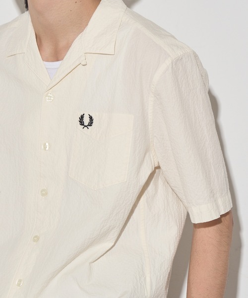 FRED PERRY(フレッドペリー)の「【FRED PERRY】SEERSUCKER REVERE COLLAR SHIRT M2471(シャツ/ブラウス・メンズ・オフホワイト/チャコールグレー/ネイビー・M/S/XL/L)」の18枚目の写真