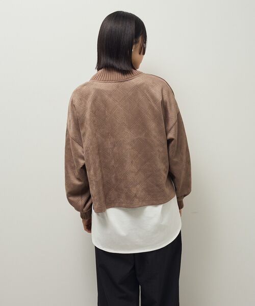 ELENCARE DUE（エレンカーレデュエ）の「・ELENCARE DUE エンボスプルオーバー（スウェット・レディース・ブラウン/チャコールグレー/アイボリー・FREE）」の13枚目の写真