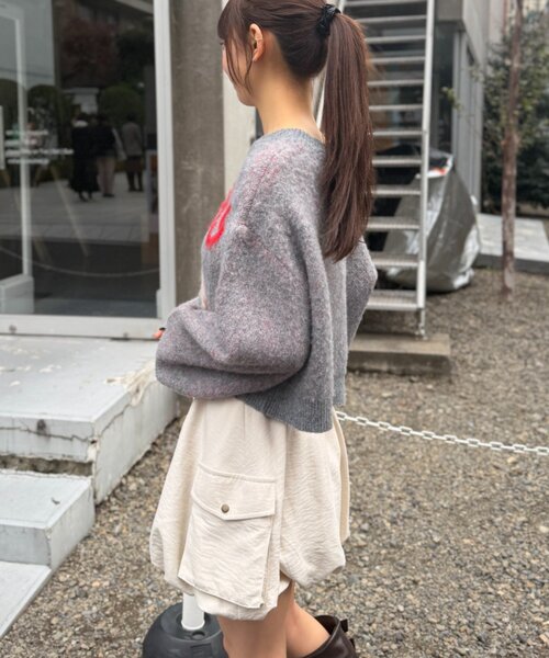 w closet（ダブルクローゼット）の「DOGショートニット（ニット/セーター・レディース・ブルー/カーキ/アイボリー/グレー・FREE）」の16枚目の写真