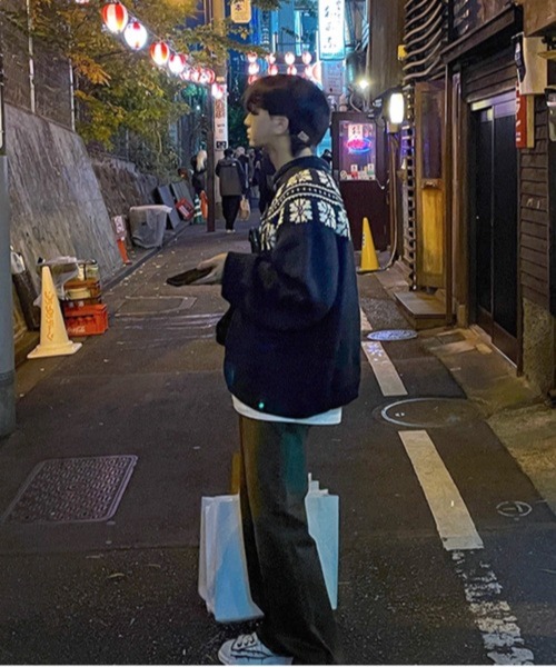 CERCA（チェルカ）の「【NOWLE】ウィンター レトロ ノルディック柄 プルオーバー ニット（ニット/セーター・メンズ・オフホワイト/ネイビー・X-LARGE/MEDIUM/LARGE）」の5枚目の写真