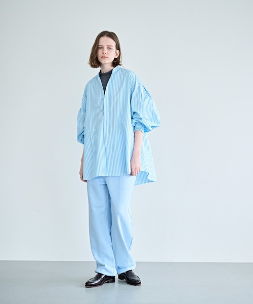 kha:ki（カーキ）の「「KHA:KI / カーキ」フライフロント ボリュームシャツ（シャツ/ブラウス・レディース・ライトイエロー/ブルー/サックスブルー・2/1）」の7枚目の写真