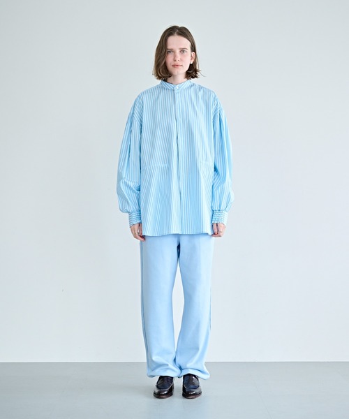 kha:ki（カーキ）の「「KHA:KI / カーキ」フライフロント ボリュームシャツ（シャツ/ブラウス・レディース・ライトイエロー/ブルー/サックスブルー・2/1）」の10枚目の写真