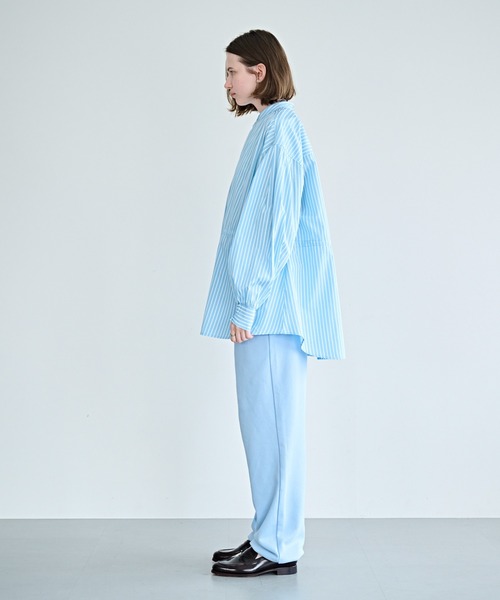 kha:ki（カーキ）の「「KHA:KI / カーキ」フライフロント ボリュームシャツ（シャツ/ブラウス・レディース・ライトイエロー/ブルー/サックスブルー・2/1）」の11枚目の写真