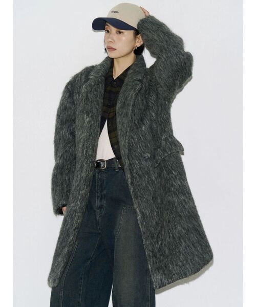 EMODA（エモダ）の「【VEQUM】SHAGGY COAT（その他アウター・レディース・ベージュ/グレー・FREE）」の3枚目の写真