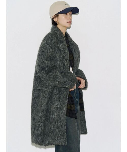 EMODA（エモダ）の「【VEQUM】SHAGGY COAT（その他アウター・レディース・ベージュ/グレー・FREE）」の5枚目の写真