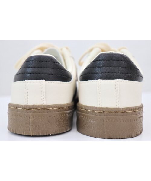 BUTTON SEOUL(ボタンソウル)の「男女共用オリジナルドイツ軍スニーカー (CLASSIC VEGAN)(スニーカー・レディース・その他・27cm/27.5cm/24cm/24.5cm/25cm/25.5cm/26cm/26.5cm/23cm/23.5cm)」の10枚目の写真