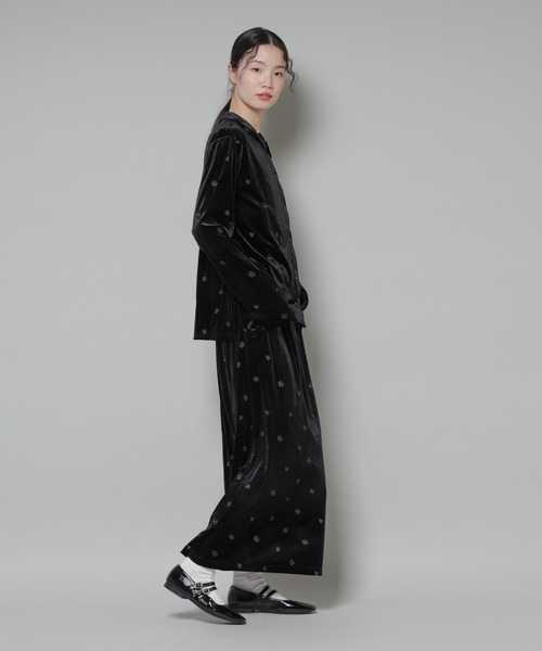 NANO universe（ナノユニバース）の「刺繍ベロアカットナロースカート(セットアップ可)（スカート・レディース・ブラック/ブラウン/ベージュ・FREE）」の12枚目の写真