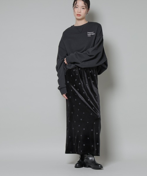 NANO universe（ナノユニバース）の「刺繍ベロアカットナロースカート(セットアップ可)（スカート・レディース・ブラック/ブラウン/ベージュ・FREE）」の5枚目の写真