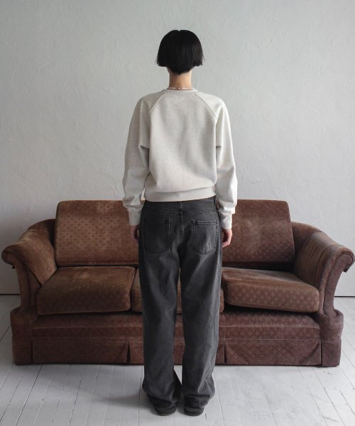 RUBATI(ルバティ)の「シンボルロゴスウェットシャツ_オートミール(スウェット・レディース・その他・size2/size1)」の6枚目の写真