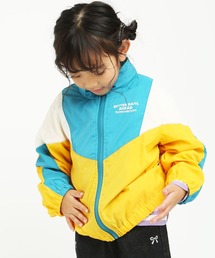 DILASH（ディラッシュ）の「【フード収納可】マルチカラーウィンドブレーカー（ナイロンジャケット）（ナイロンジャケット）」