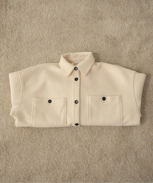 lawgy（ラウジー）の「embroidery big pocket shirt like coat / エンブロイダリービッグポケットシャツライクコート（その他アウター・レディース・ホワイト/クリーム/ブラック・FREE）」の9枚目の写真